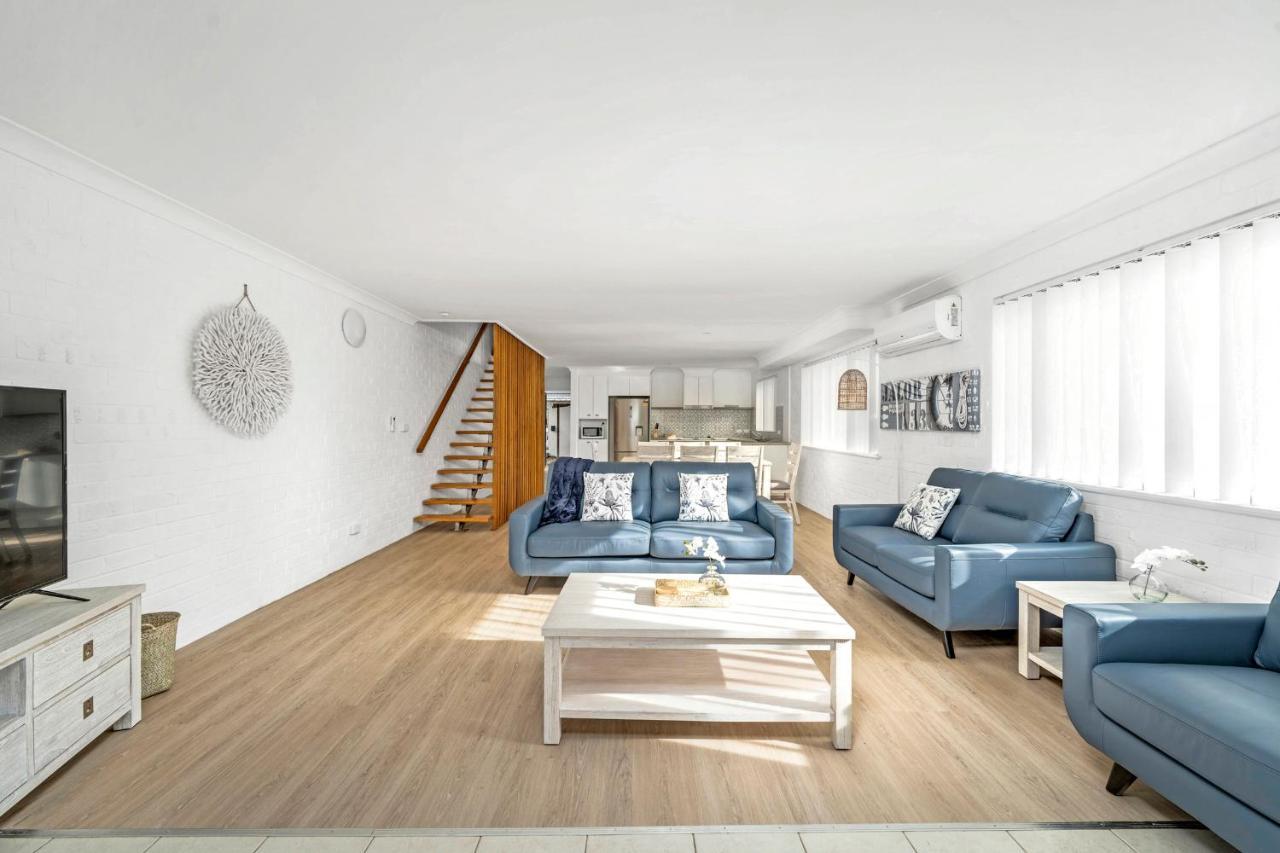 Husky 56 Beachfront Villa'S - Great Location On The Beach Huskisson Dış mekan fotoğraf